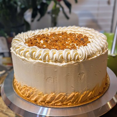 8" 3-Layer Cake (QTY:1) Specialty Flavor (Strawberry/Carrot/Red Velvet/Banana)