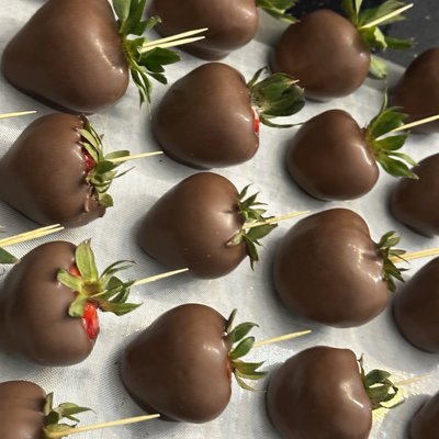 simple chocolate box 🍓(8)
