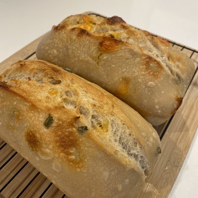 Mini Jalapeño Cheddar Loaf
