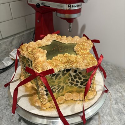 8” Star Shaped Cake
