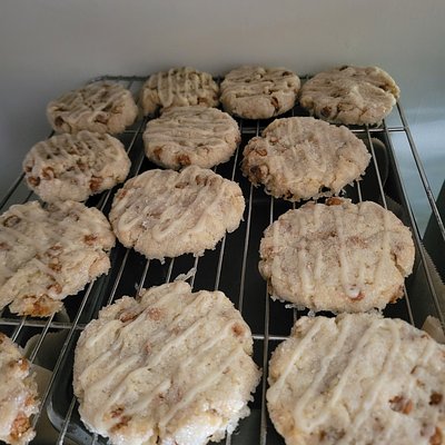 Gluten-Free* Apple Cinnamon Cookies