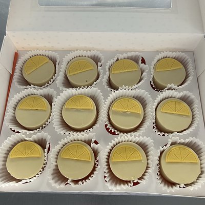 Cake Pucks 