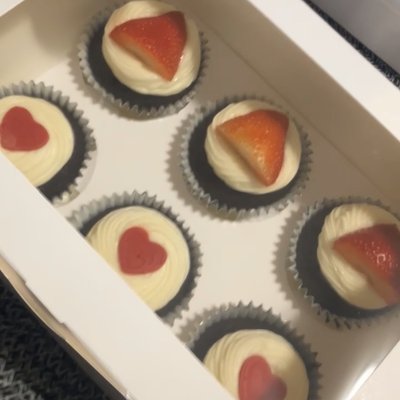 12 Gluten Free Cupcakes 