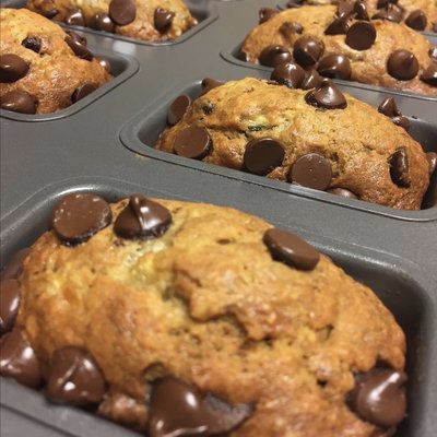 Chocolate Chip Banana Bread Mini Loaves 