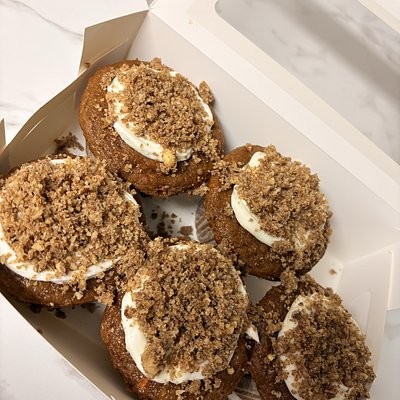 Carrot Cake Cupcakes (6pack ) 