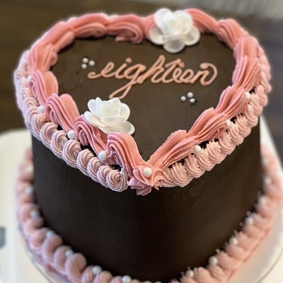 6” iHeart Cake