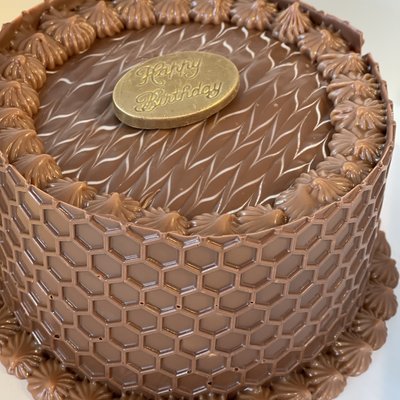 9” Brazilian honey bread cake - Dulce de leche