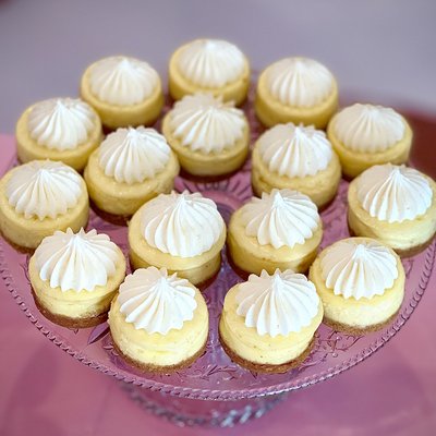 Mini Frosted Cheesecakes