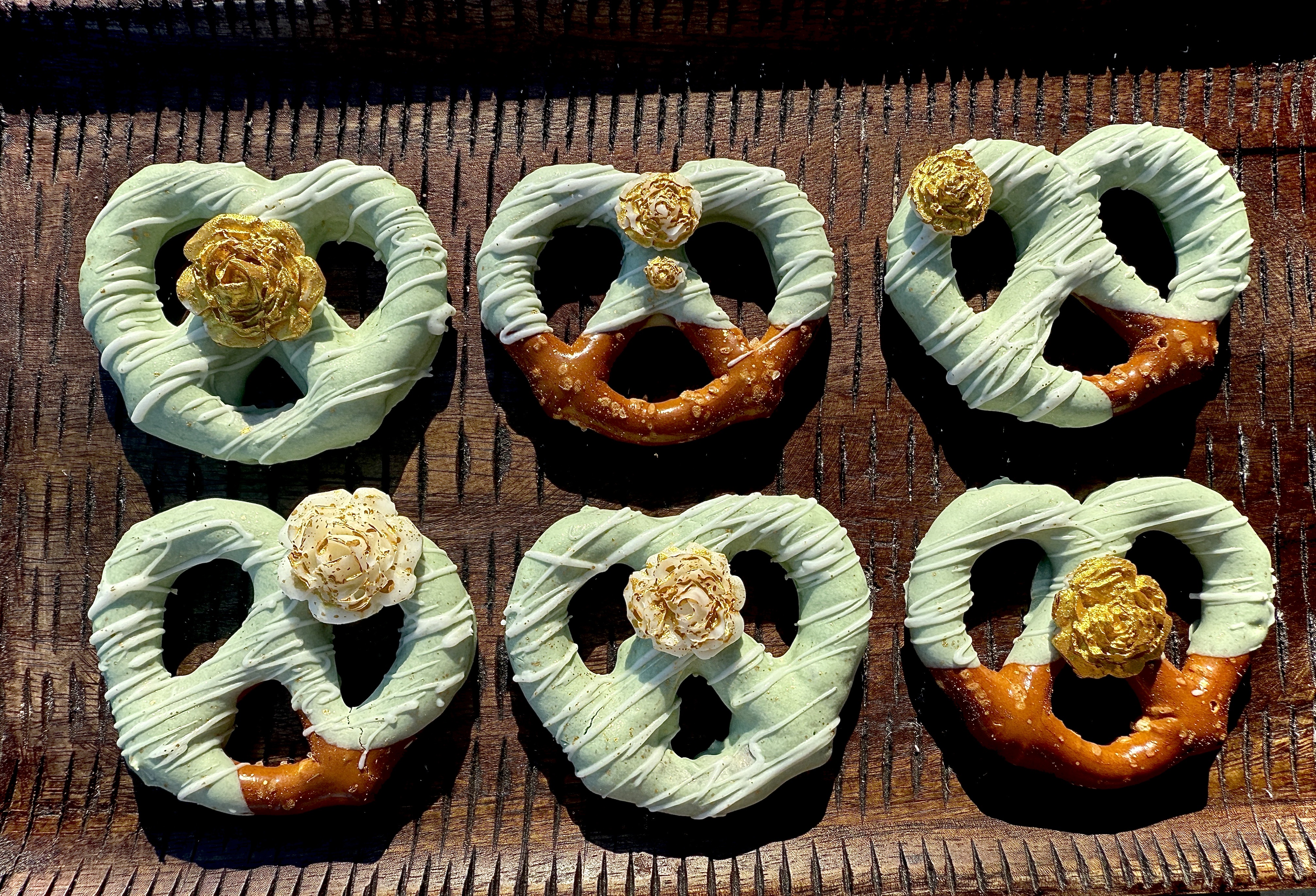 Custom Dipped Pretzels (1 Dozen)