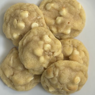 Almond White Chocolate Chip