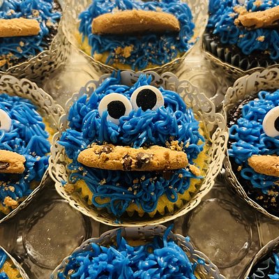 Custom Cupcakes 