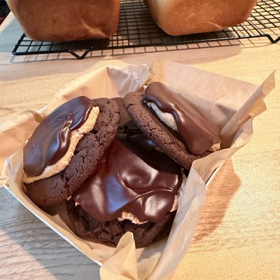Peanut Butter Chocolate Chunkers