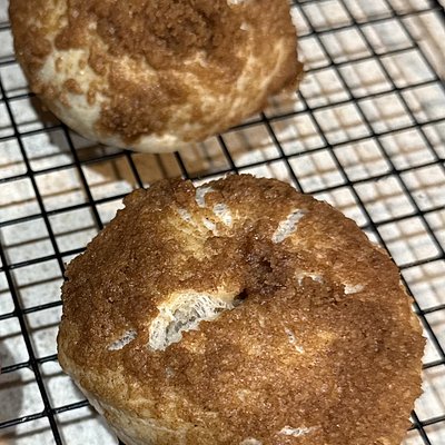 Cinnamon Crunch Bagel (sourdough)