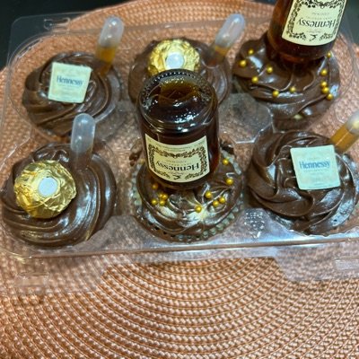Alcohol Inspired Cupcakes (6)
