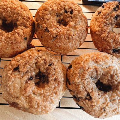8 Pack Cookie Dough Crunch Bagels
