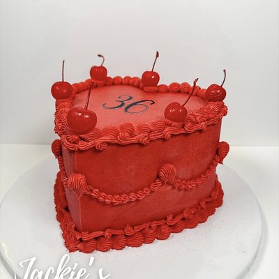 Vintage Style Cake