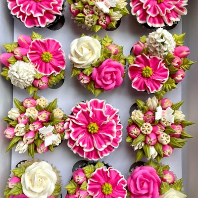 Floral Cupcakes