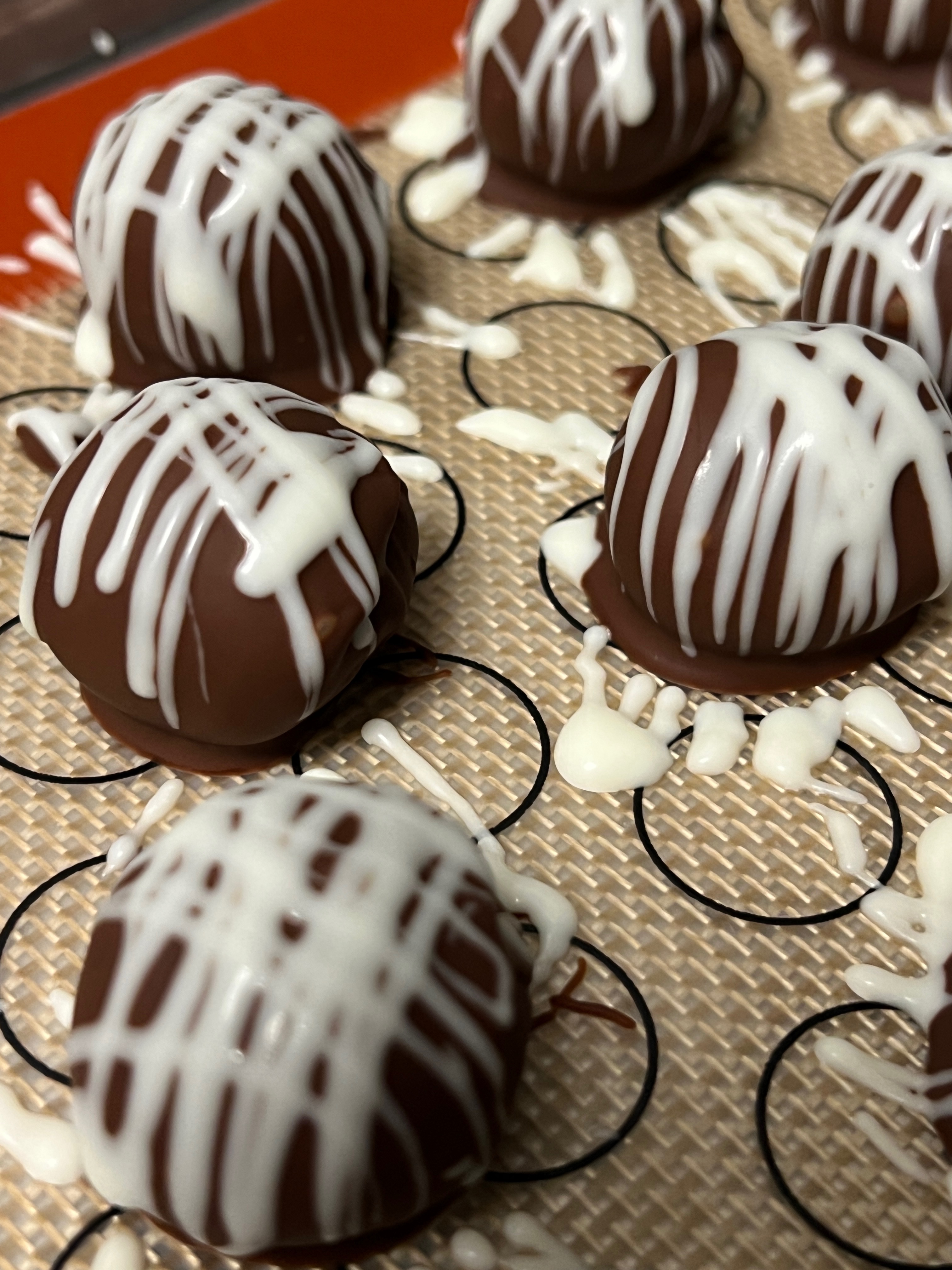 Oreo Balls (Sold By The Box)