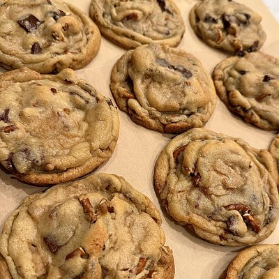 Toffee Pretzel Crunch Cookies
