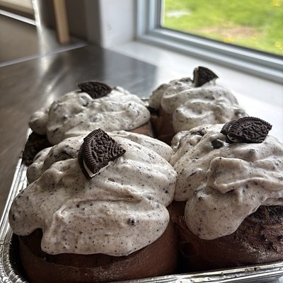 Cookies & Cream Sweet Rolls