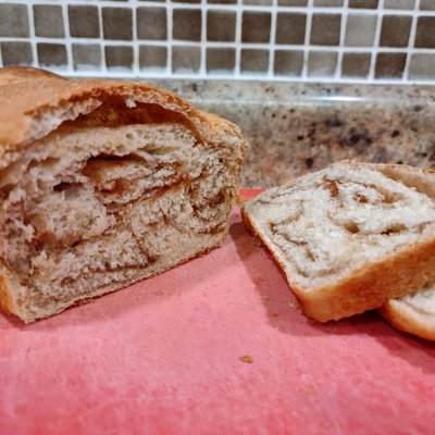 Cinnamon Swirl Sourdough Bread 