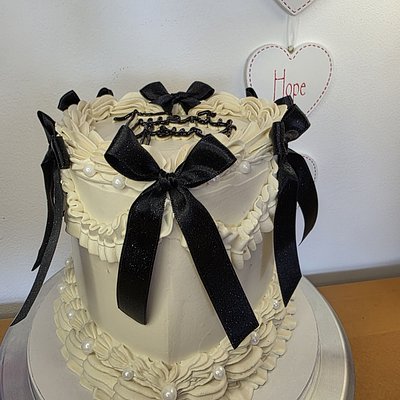 Heart Cake 8 Servings 