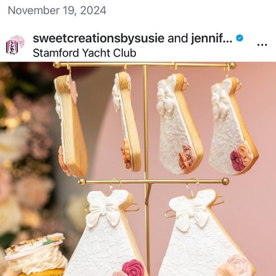 Cookies On gold Hangers - 1 Dozen 