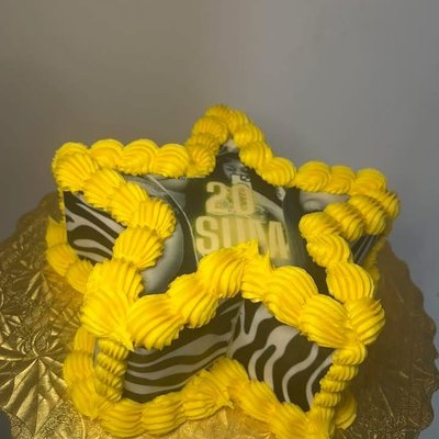 7’ Star Cake 