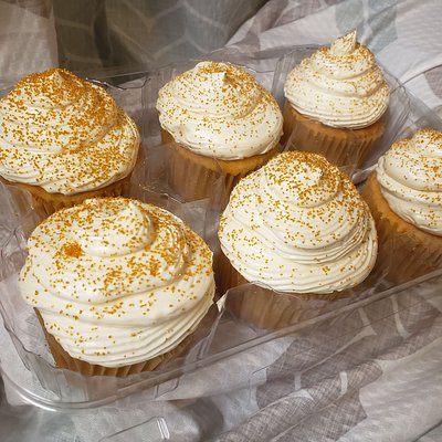Dairy Free Vanilla Cupcakes, Vanilla Icing