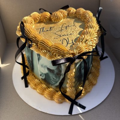 6” Heart Cake (Custom)
