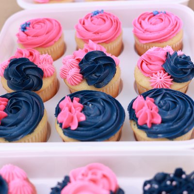 Custom Design Cupcakes