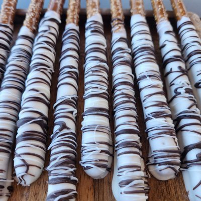 Dipped Pretzel Rods