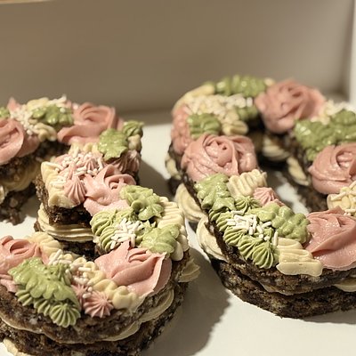 2 Small Double Tiered Cookie Cakes (20 Servings)