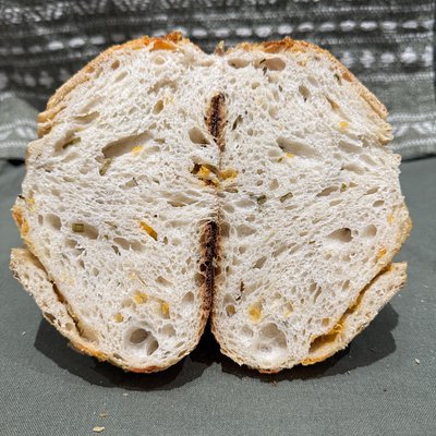 Cheddar and Chive Sourdough Bread 