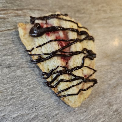  Strawberries And Chocolate Drizzle