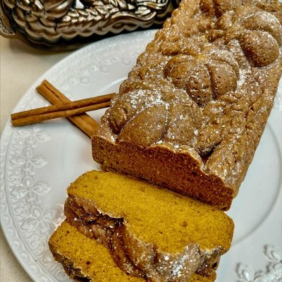 Full Size Decorative Pumpkin Loaf