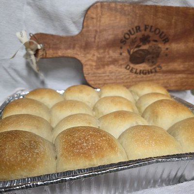Sourdough Dinner Rolls