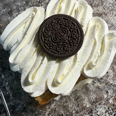 Small Oreo Tres Leches