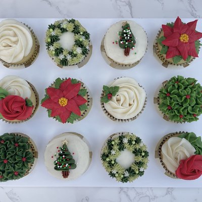 Floral Design Cupcakes (1 Dozen - Regular Size)