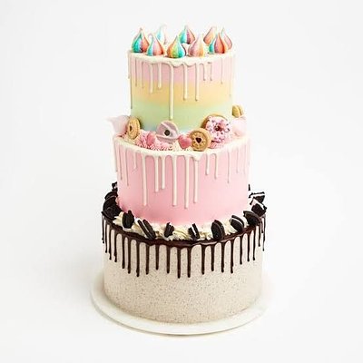 Triple Tier Cake 