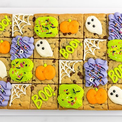 24ct. Halloween Pre-cut Single Layer Cookie Cake - PREORDER