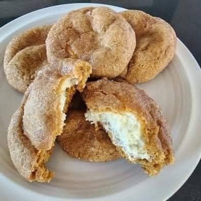 Pumpkin Cheesecake Cookies