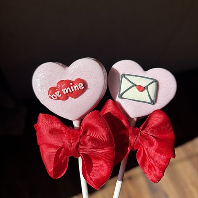 Heart shaped Cake Pop - 1 doz