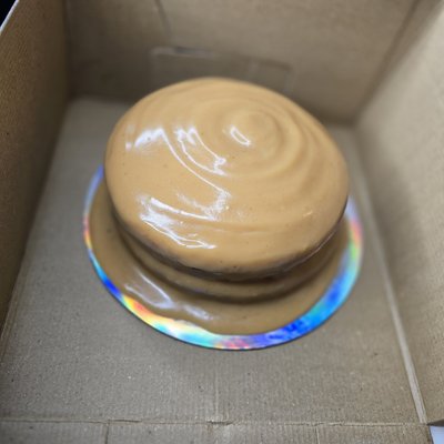 Golden Carmel Cake