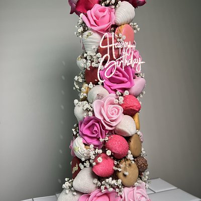 Macaroon Tower