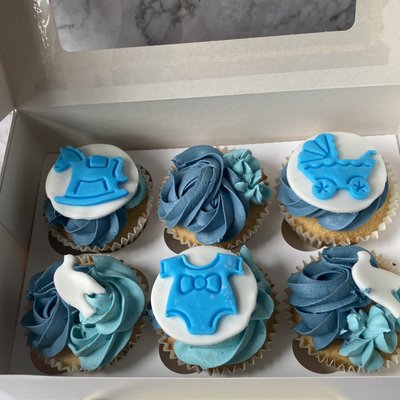 Signature Cupcakes Box Of 12