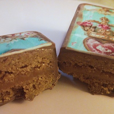 Gourmet Dipped Nutter Butters (Small)