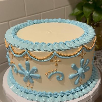 8” Custom Circle Cake 