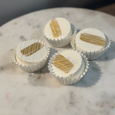 Custom Chocolate Dipped Oreos