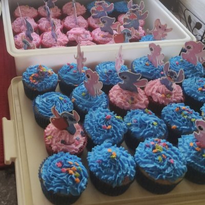 Standard Cupcakes (dozen)